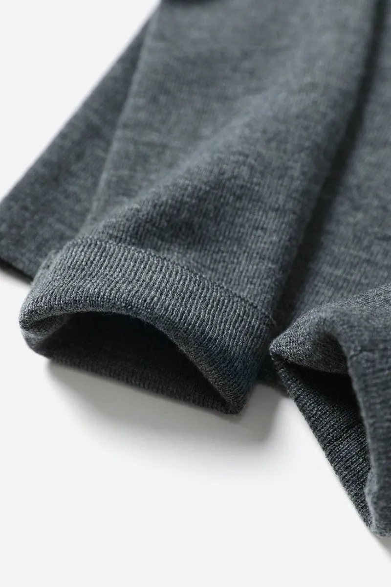 100 Wool Seamless Knitted Turtleneck Sweater