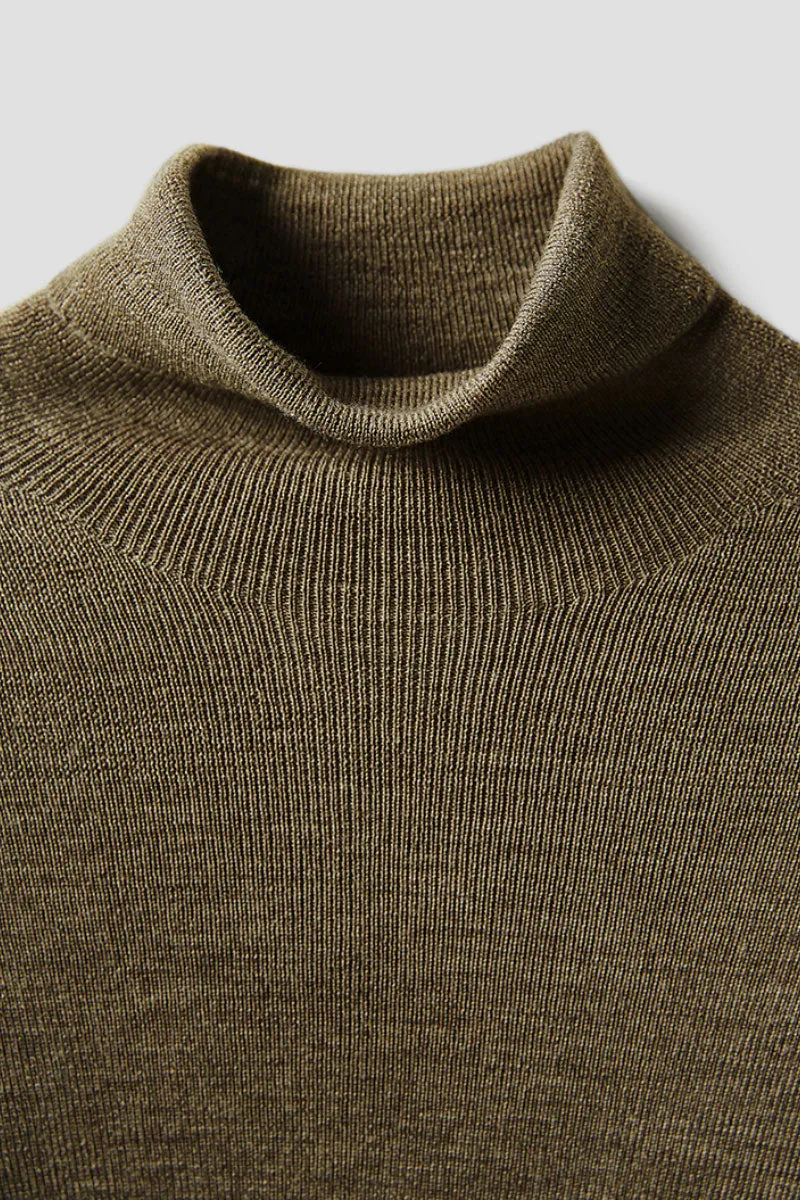 100 Wool Seamless Knitted Turtleneck Sweater