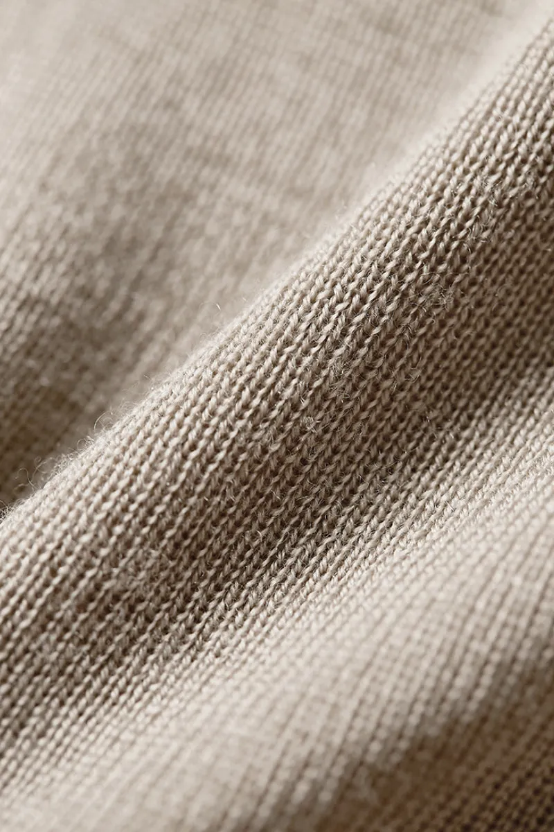 100 Wool Seamless Knitted Turtleneck Sweater