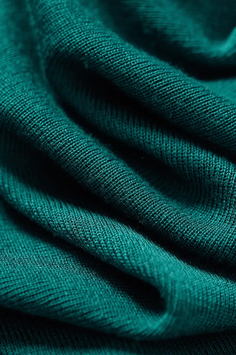 100 Wool Seamless Knitted Turtleneck Sweater