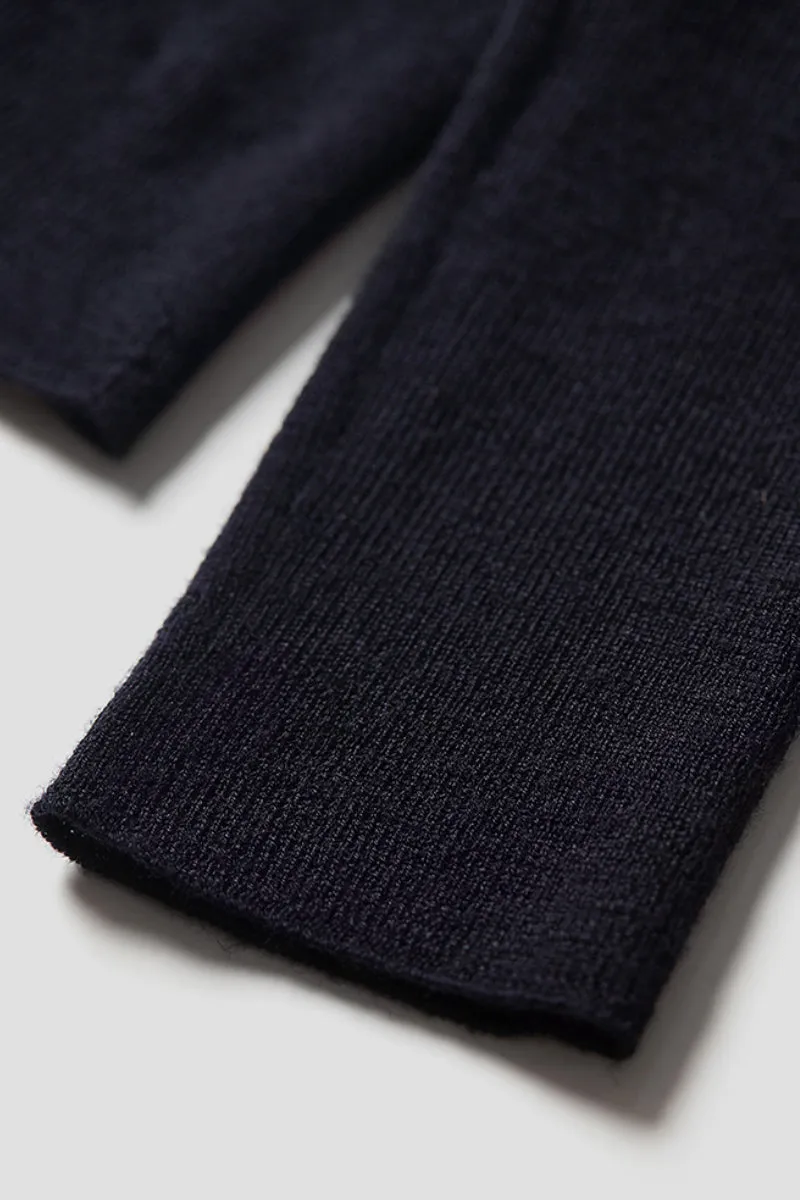 100 Wool Seamless Knitted Turtleneck Sweater