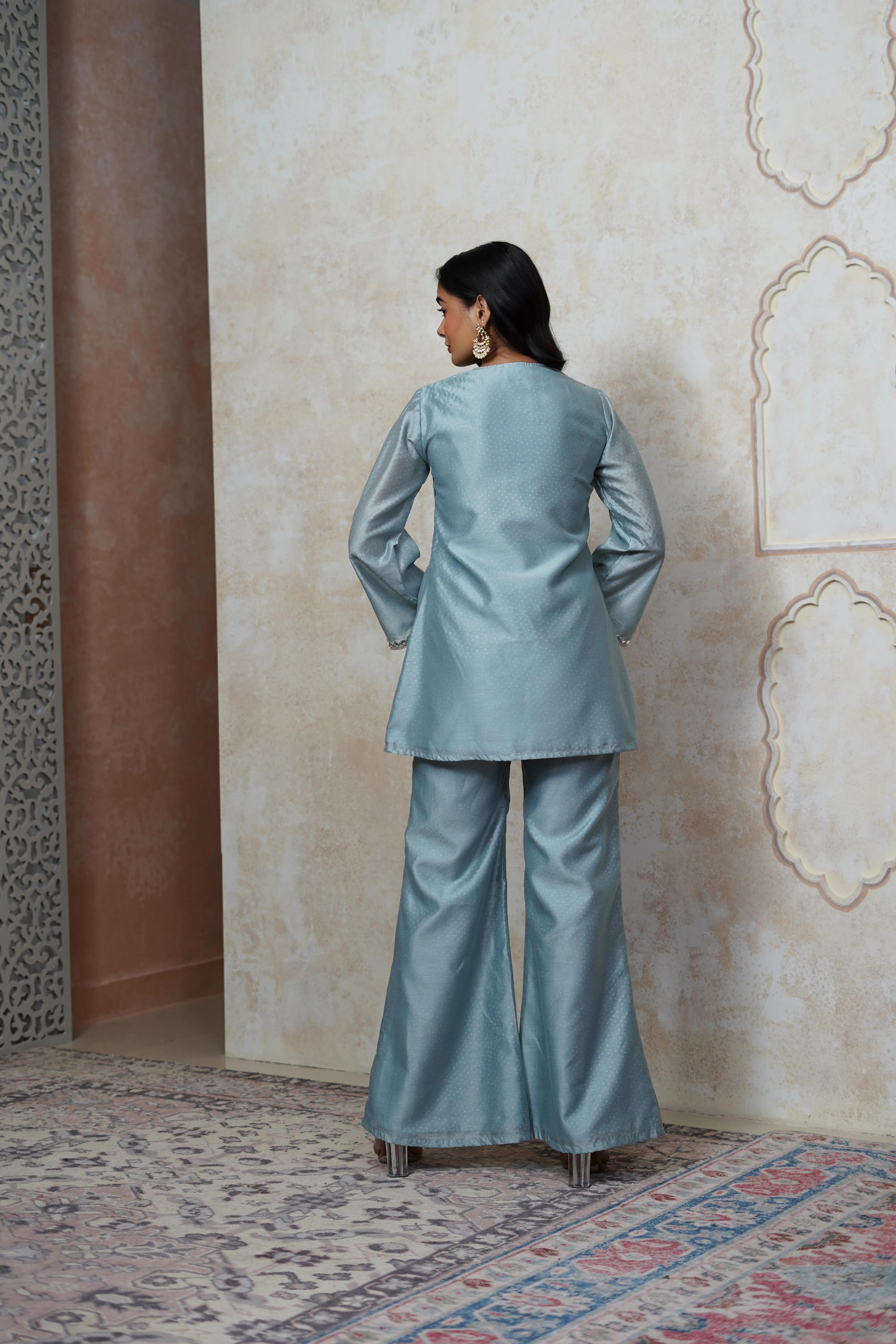 Alaya Resham Blue V-Neck Kurta Set