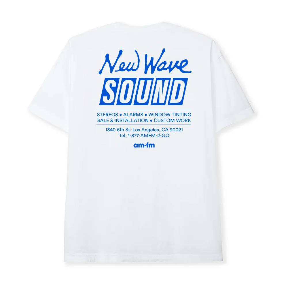 am-fm NEW WAVE TEE // WHITE
