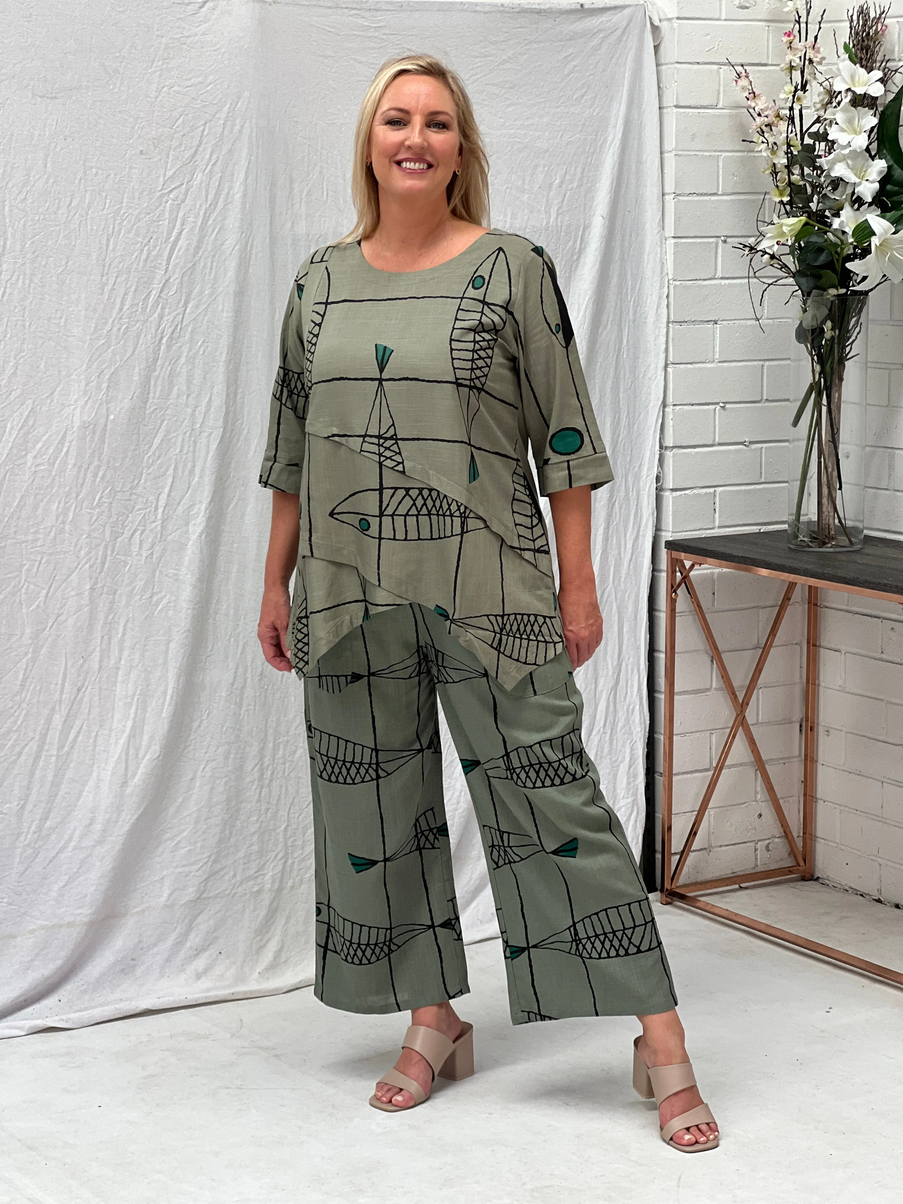 Karla Fishbone Khaki Linen Top