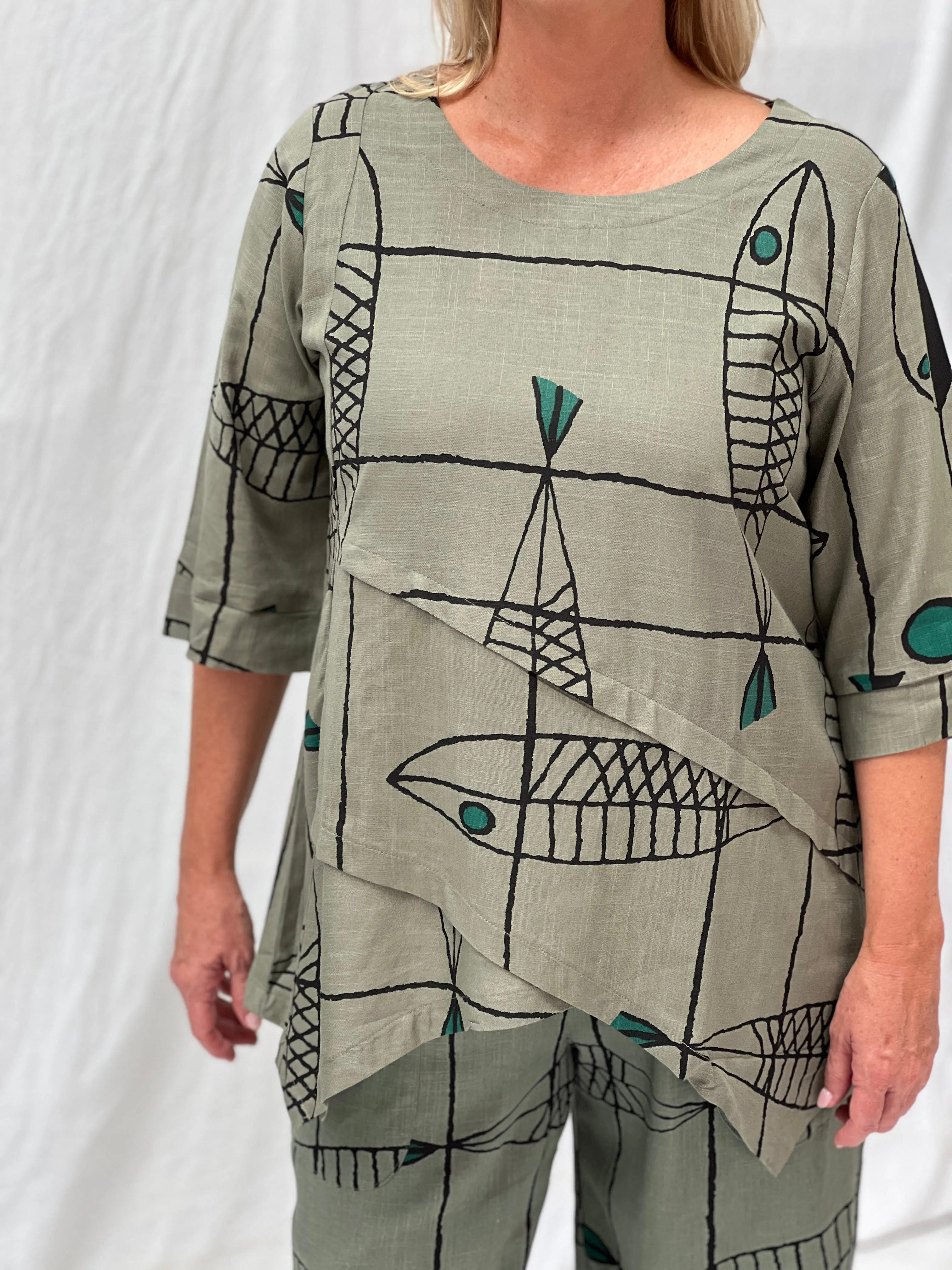 Karla Fishbone Khaki Linen Top