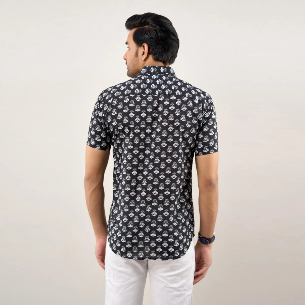 Men Black Regular Fit Cotton Floral Casual Shirt