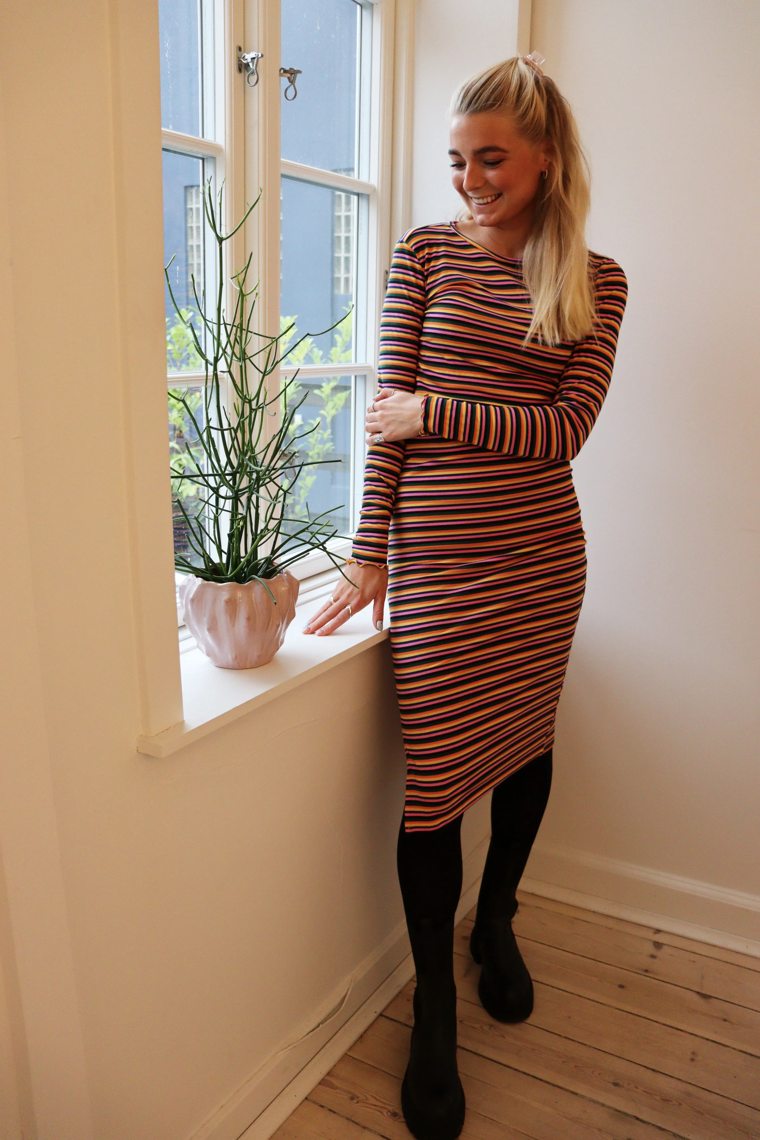 NATALIA-LS-DRESS - BLACK MULTICOLOR